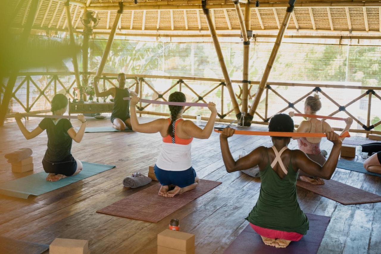 Flowers & Fire Yoga Garden 길리 아이르 외부 사진